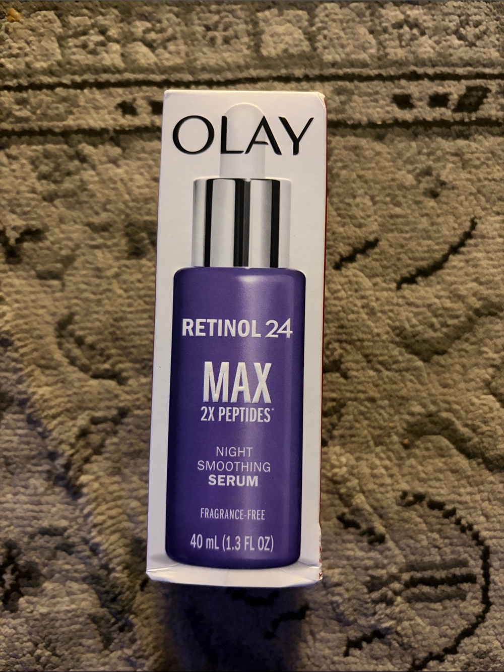OLAY Retinol24 Max Night Smoothing Serum — Purple and Silver